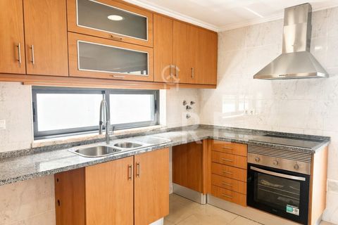 Villa i Laranjeiro, Setubal, Laranjeiro - € 695.000 | Ref: CAS_636 - foto 10