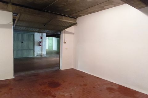Garage i Modena, Modena, Modena - € 23.000 | Ref: 3176 - foto 20
