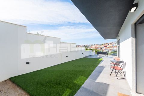 Villa a Odivelas, Lisbon, Odivelas - € 760.000 | Ref: D3398 - foto 18