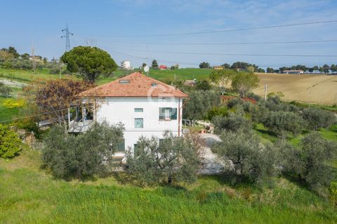 Villa i Misano Adriatico, Rimini, Misano Adriatico - € 530.000 | Ref: CBI099-1528-520841 - foto 13