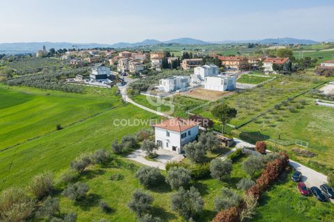 Villa i Misano Adriatico, Rimini, Misano Adriatico - € 530.000 | Ref: CBI099-1528-520841 - foto 14