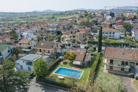 Villa a Coriano, Rimini, Coriano - € 790.000 | Ref: CBI099-1528-520842 - foto 42
