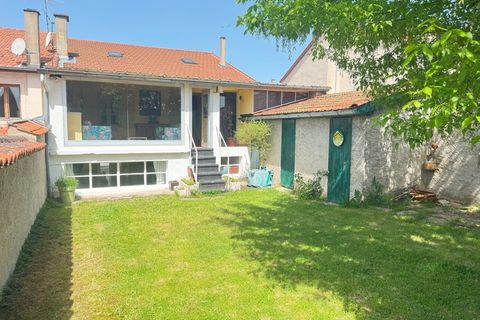 Landsbyhus i Saint-Just-la-Pendue, Loire, Saint-Just-la-Pendue - € 125.000 | Ref: 340937118718 - foto 11