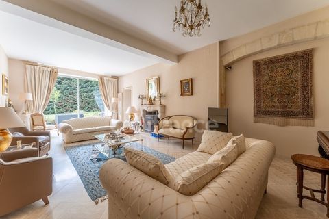 Villa i Saint-Andre-de-Cubzac, Gironde, Saint-Andre-de-Cubzac - € 789.000 | Ref: 340936647621 - foto 1