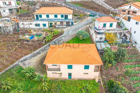 Villa i Camara de Lobos, Madeira, Camara de Lobos - € 395.000 | Ref: Q2668 - foto 1