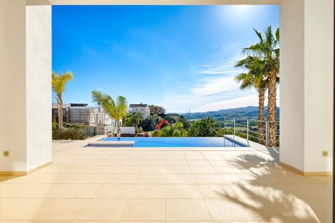 Villa i Benahavis, Malaga, Benahavis - € 2.200.000 | Ref: CRLA001V4 - foto 12