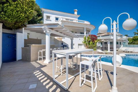 Villa en Calpe, Alicante, Calpe - € 1.400.000 | Ref: C22062* - photo 3