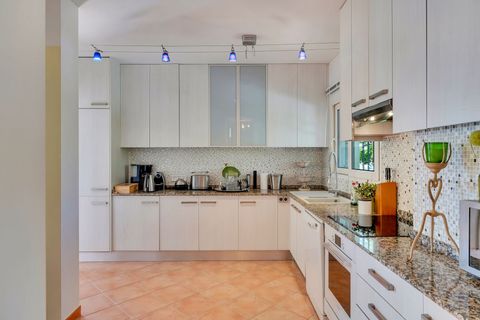 Villa en Benissa, Alicante, Benissa - € 1.100.000 | Ref: C99* - photo 8