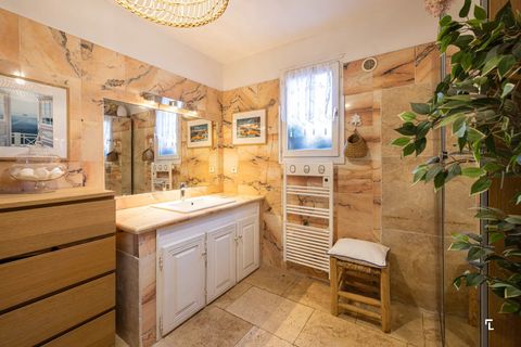Villa i Marseille, Bouches-du-Rhone, Marseille - € 1.099.000 | Ref: HH-16156910 - foto 13