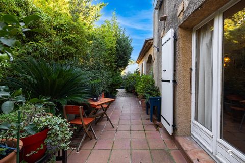 Villa i Marseille, Bouches-du-Rhone, Marseille - € 1.099.000 | Ref: HH-16156910 - foto 17