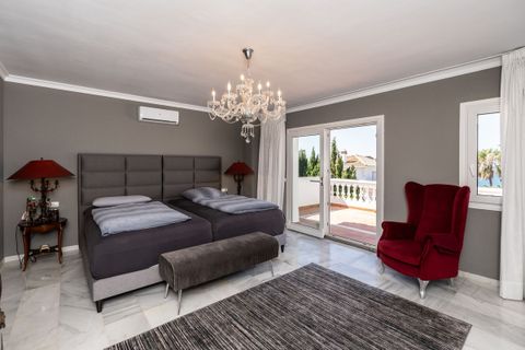 Villa a El Chaparral, Malaga, El Chaparral - € 1.495.000 | Ref: R5083999 - foto 6