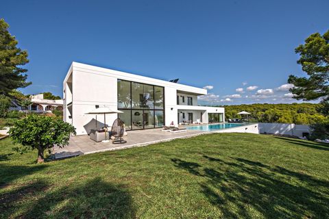 Villa a Sol De Mallorca, Mallorca, Sol De Mallorca - € 10.000/mes | Ref: KRO01557 - foto 7