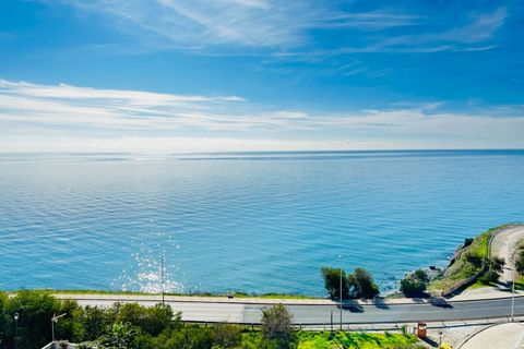 Villa en Nerja, Malaga, Nerja - € 2.400.000 | Ref: MLH989 - photo 9