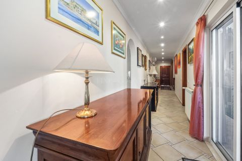Villa a Alvor, Faro, Alvor - € 915.000 | Ref: FC1052VCZ - foto 11