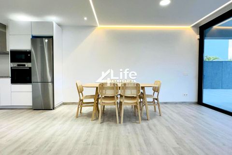 Villa a Adeje, Tenerife, Adeje - € 1.750.000 | Ref: PD-2804263 - foto 10