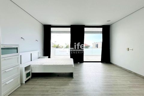 Villa a Adeje, Tenerife, Adeje - € 1.750.000 | Ref: PD-2804263 - foto 31