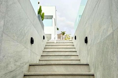 Villa a Adeje, Tenerife, Adeje - € 1.750.000 | Ref: PD-2804263 - foto 32