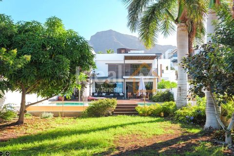 Villa a Torviscas, Tenerife, Torviscas - € 2.730.000 | Ref: 974-V4-N - foto 12