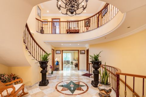 Villa i Marbella, Malaga, Marbella - € 3.850.000 | Ref: NEWV9402 - foto 4
