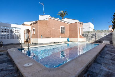 Вилла в Torrevieja, Alicante - фотография 2