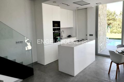 Villa a Finestrat, Alicante, Finestrat - € 695.000 | Ref: W-02U04M - foto 5