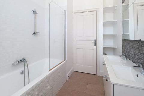 Lejlighed i Uzes, Gard, Uzes - € 325.000 | Ref: 07113 - foto 12
