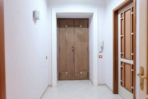 Leilighet i Naples, Naples, Naples - € 330 000 | Ref: 71 - foto 7