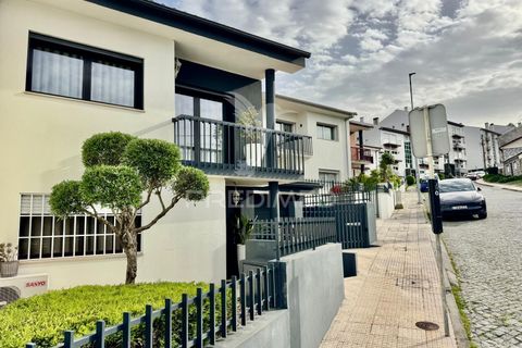 Byhus i Guimaraes, Braga, Guimaraes - € 374.000 | Ref: 060075 - foto 1