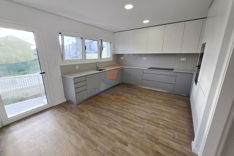 Villa i Odivelas, Lisbon, Odivelas - € 890.000 | Ref: MJM6983R2 - foto 8