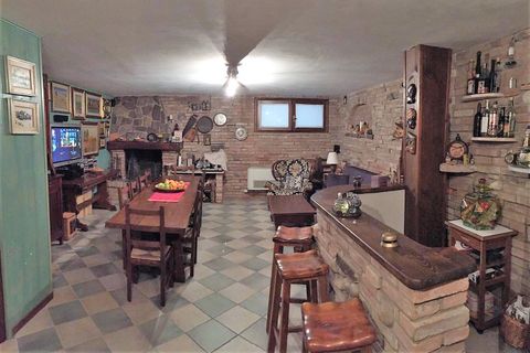 Villa a Mantua, Mantua, Mantua - € 370.000 | Ref: 564 - foto 5