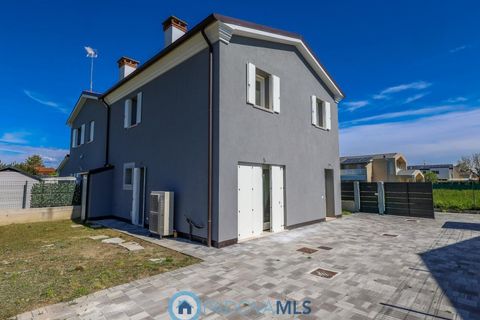 Villa i Abano Terme, Padua, Abano Terme - € 395.000 | Ref: BI004 - foto 3