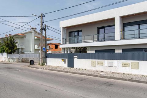 Villa i Seixal, Setubal, Seixal - € 520.000 | Ref: C0483-01837 - foto 21