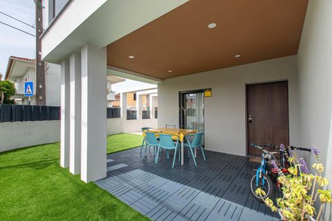 Villa i Seixal, Setubal, Seixal - € 520.000 | Ref: C0483-01837 - foto 28