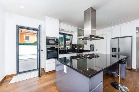 Villa i Cascais, Lisbon, Cascais - € 3.800.000 | Ref: C0483-01838 - foto 17