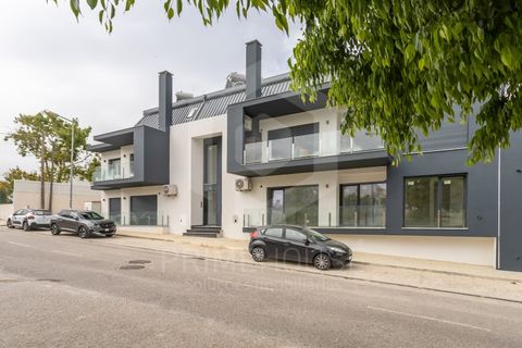 Lejlighed i Almada, Setubal, Almada - € 565.000 | Ref: PH3602 - foto 2
