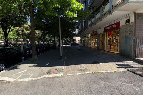 Erhvervsejendom i Rome, Rome, Rome - € 60.000 | Ref: GANDIGLIO ATTIVITA - foto 2
