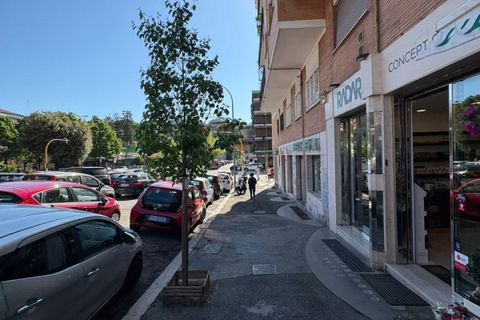 Erhvervsejendom i Rome, Rome, Rome - € 60.000 | Ref: GANDIGLIO ATTIVITA - foto 5