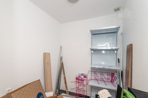 L'establiment comercial a Evora, Evora, Evora - € 1.300/mes | Ref: 2682 - foto 23