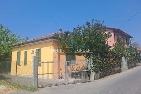 Villa i Massa, Massa and Carrara, Massa - € 370.000 | Ref: 3669 - foto 2