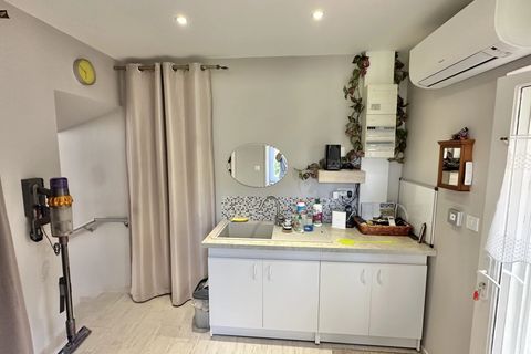 Villa a Ruffec, Charente, Ruffec - € 399.000 | Ref: BVI84892 - foto 12