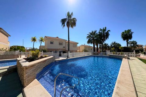 Villa i Rojales, Alicante, Rojales - € 185.000 | Ref: ULR-51633 - foto 24