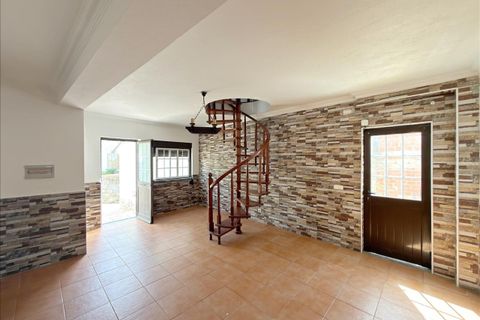 Villa i Alenquer, Lisbon, Alenquer - € 293.000 | Ref: XLRE-0179/12758 - foto 3