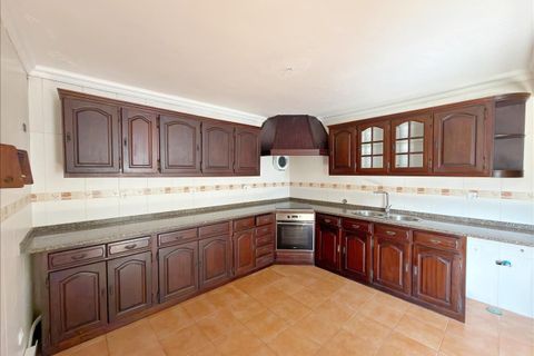 Villa i Alenquer, Lisbon, Alenquer - € 293.000 | Ref: XLRE-0179/12758 - foto 7