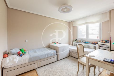 Villa i Madrid, Madrid, Madrid - € 1.450.000 | Ref: VMO2604015 - foto 37