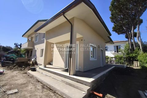 Villa i Pietrasanta, Lucca, Pietrasanta - € 2.450.000 | Ref: ito3115 - foto 1