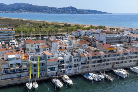 Villa a Empuriabrava, Gerona, Empuriabrava - € 585.000 | Ref: CBR68705 - foto 37