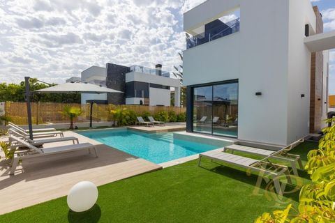 Villa en Torreta, Alicante, Torreta - € 639.000 | Ref: MLSC2832884 - photo 5