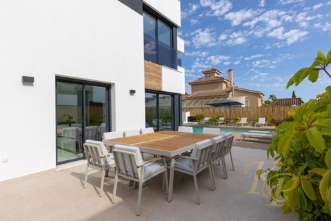 Villa en Torreta, Alicante, Torreta - € 639.000 | Ref: MLSC2832884 - photo 31