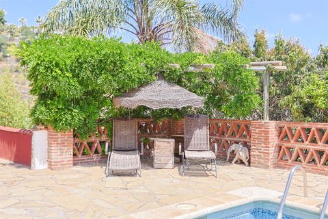 Villa en Nerja, Malaga, Nerja - € 950.000 | Ref: 10781-JV4657 - photo 9