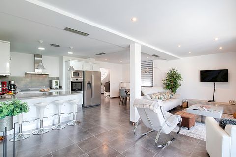 Villa i Empuriabrava, Gerona, Empuriabrava - € 1.115.000 | Ref: W-02WTJQ - foto 16